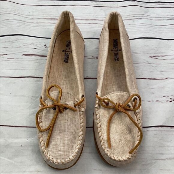 Limited Edition | Minnetonka Canvas Moccasin - Picture 1 of 9